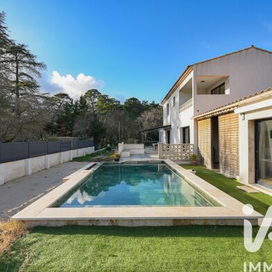 Maison 5 pièces 449000 €