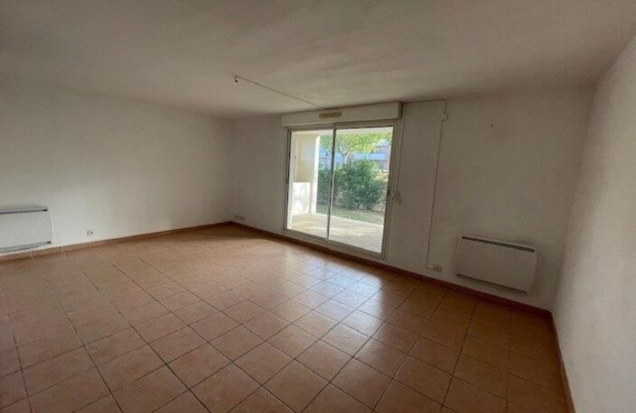 TRES BEAU APPARTEMENT DE TYPE 2 SUR LES HAUTEURS DE CHATEAU GOMBERT — photo 3