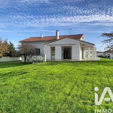 Maison 9 pièces 900000 €