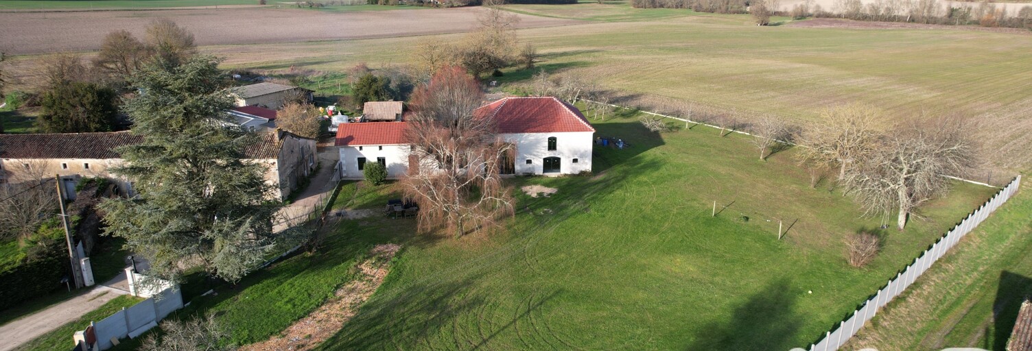 Maison 5 Pièces 121 m² à vendre à Sousmoulins (17130)