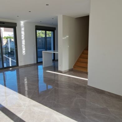 Maison 6 pièces 416900 €