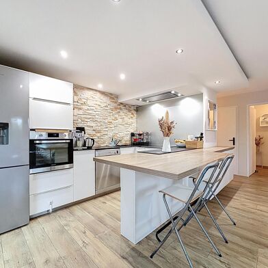 Appartement 3 pièces 185000 €