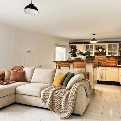 Appartement 7 pièces 362000 €