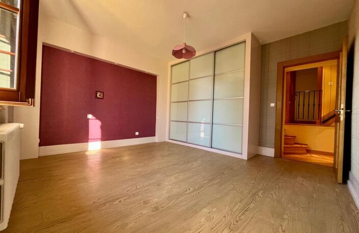 PORT-LESNEY  MAISON DE CARACTÈRE RÉNOVÉE AVEC 2 056 M² DE TERRAIN — photo 3