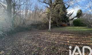 Terrain  830 m² à vendre à Volvic (63530)