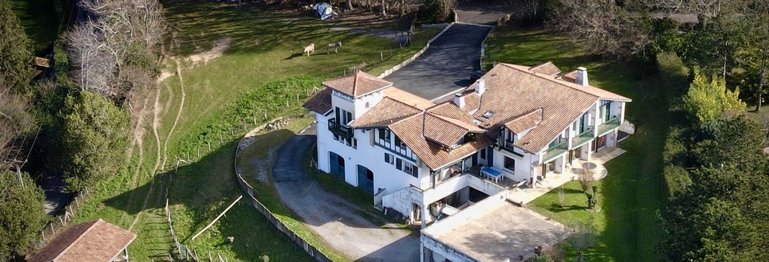 Maison 10 Pièces 300 m² à vendre à Urrugne (64122)