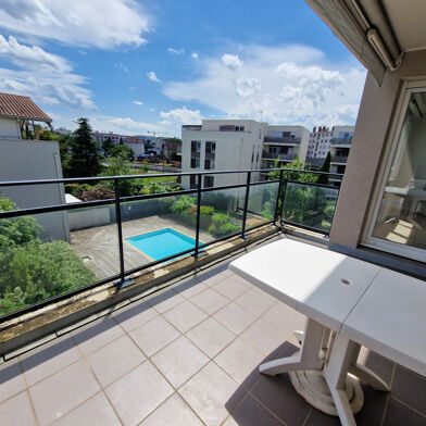 Appartement 3 pièces 1155 €