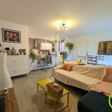 Appartement 4 pièces 232100 €