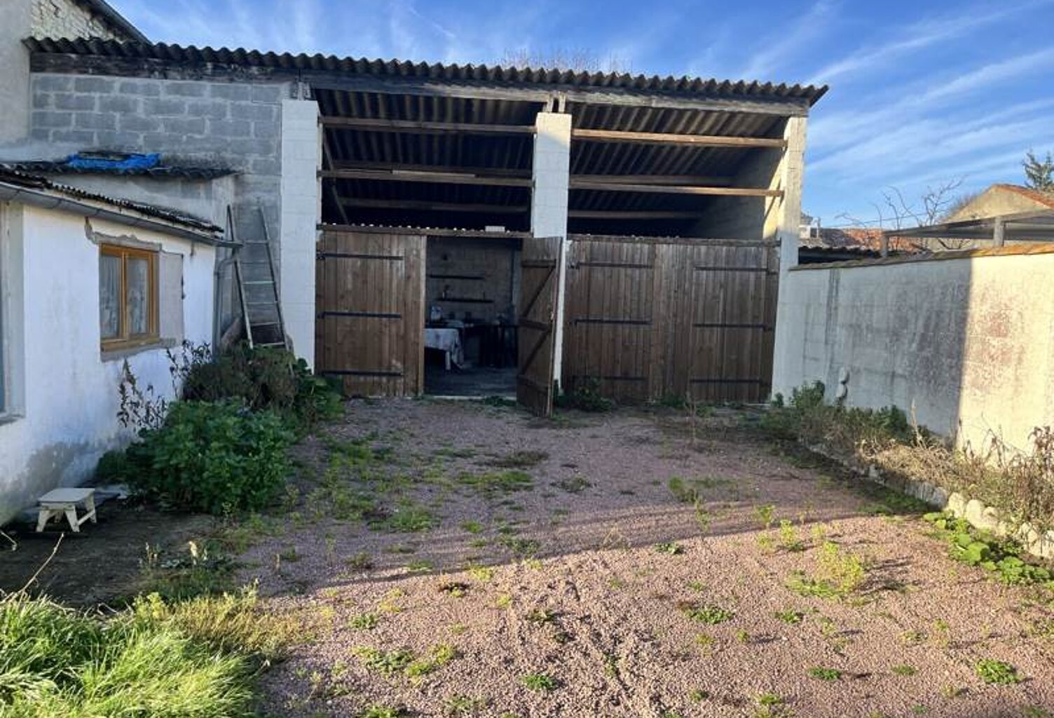 Maison en pierre de 4 pièces principales — photo 1
