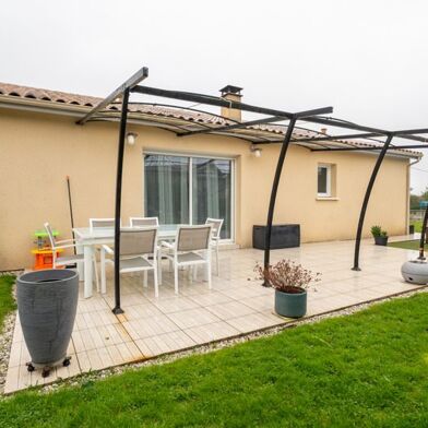 Maison 5 pièces 334336 €