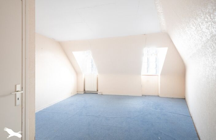 Maison en pierre de 8 pièces principales — photo 2