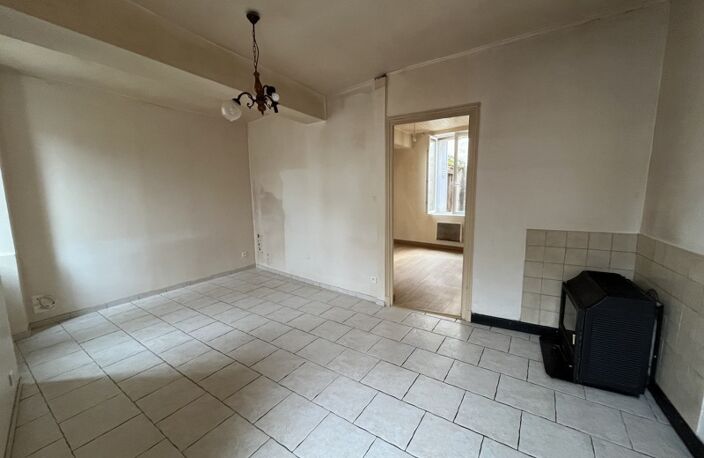 Maison de bourg de 6 pièces principales — photo 2