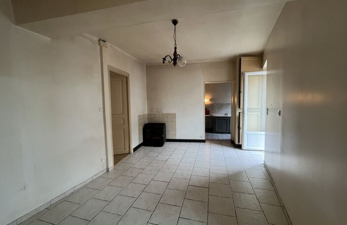 Maison de bourg de 6 pièces principales — photo 4