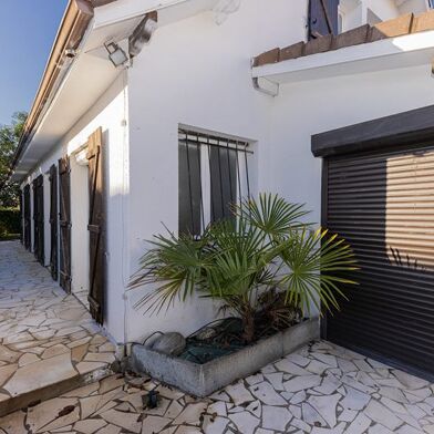 Maison 6 pièces 298452 €