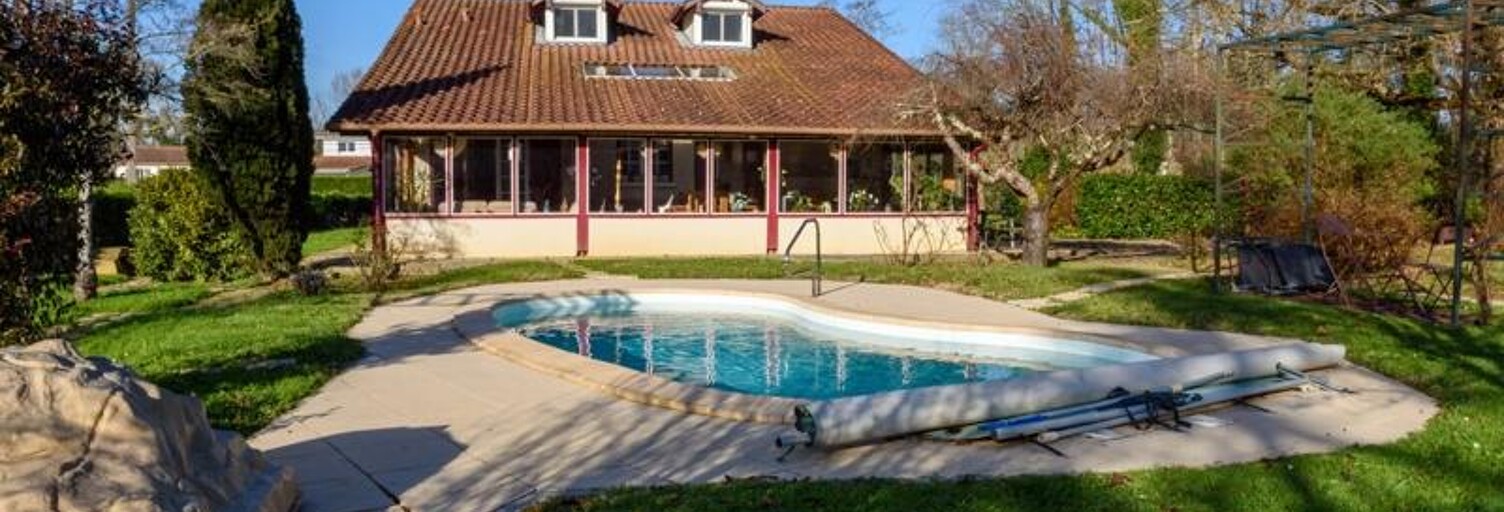 Maison 8 Pièces 176 m² à vendre à Toulouzette (40250)