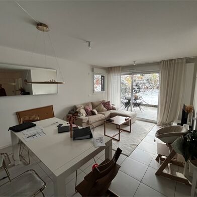 Appartement 3 pièces 2160 €