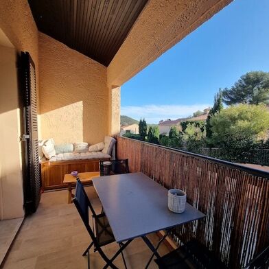 Appartement 2 pièces 889 €