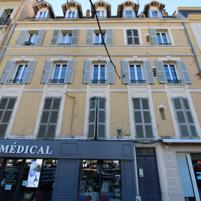 Appartement 3 pièces 890 €