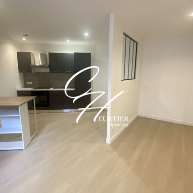 Appartement 1 pièces 590 €