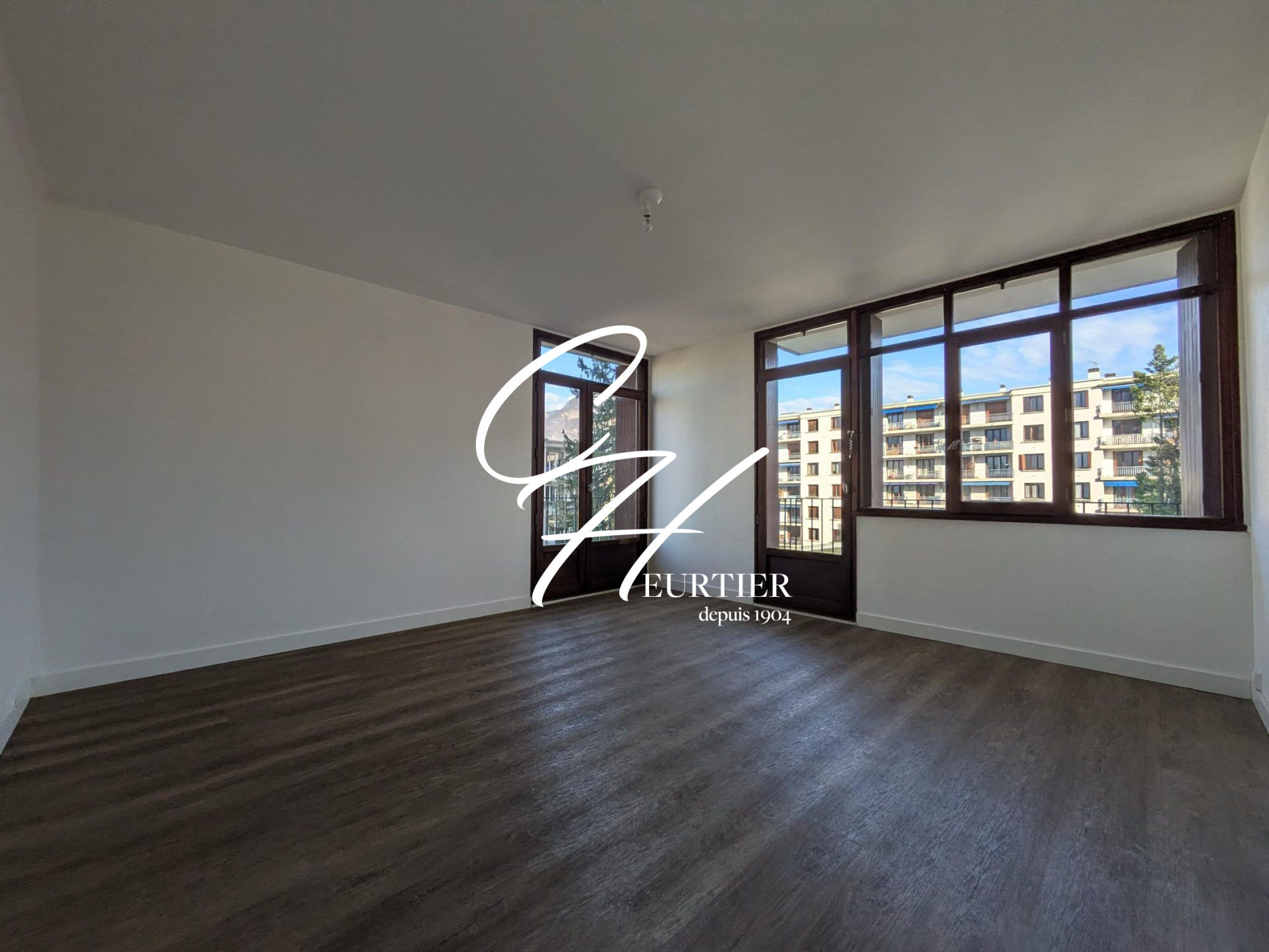 Appartement  T4 à louer Saint-Martin-d'Hères 38400