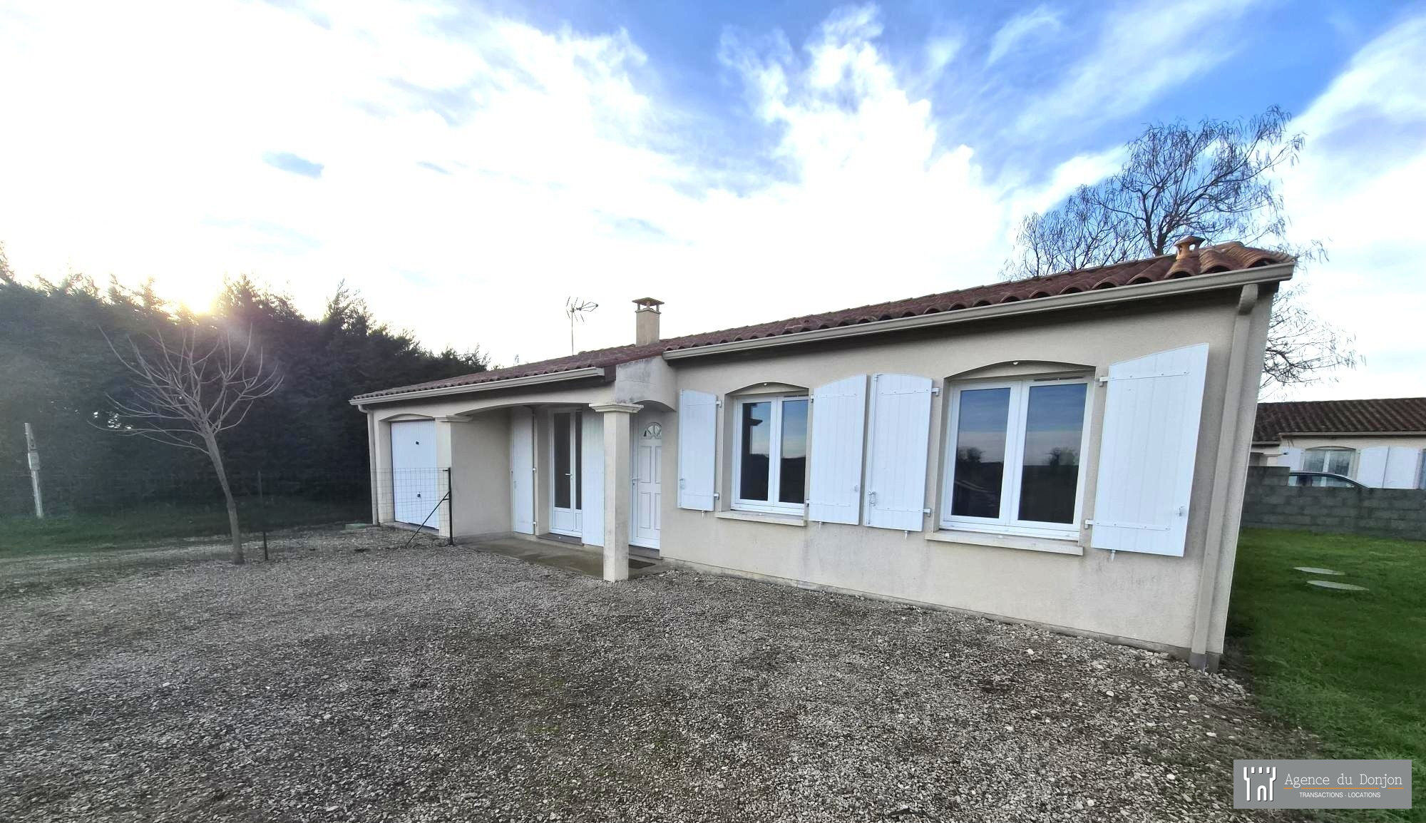 Villa / Maison  T4 à vendre Clion 17240