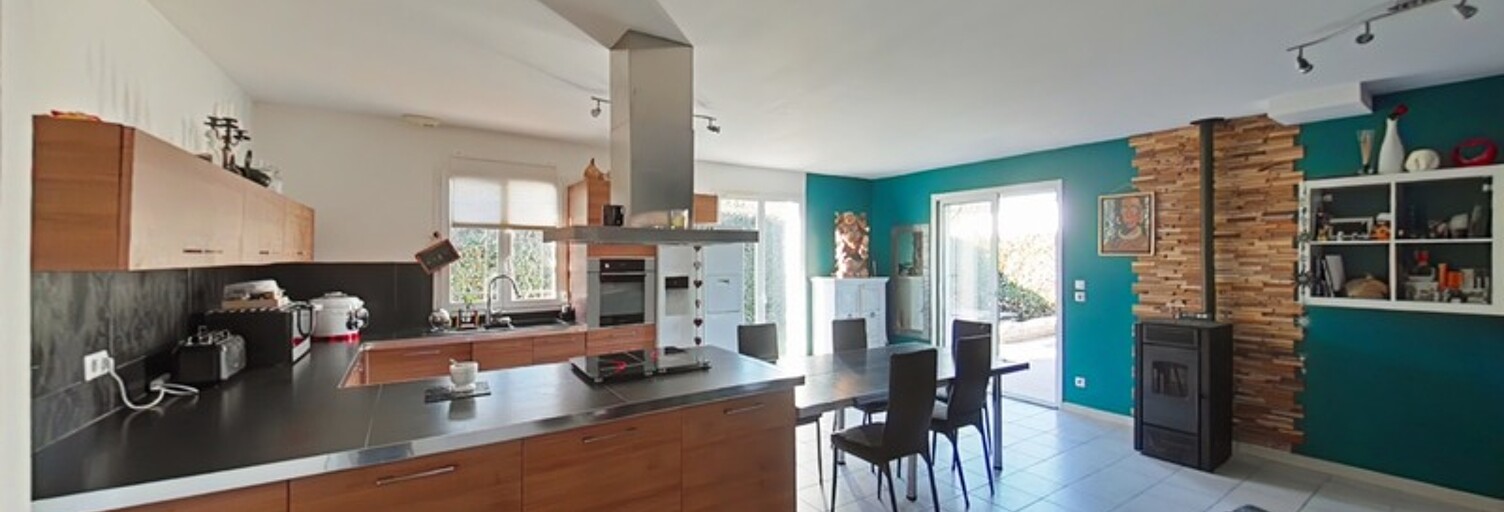 Maison 5 Pièces 102 m² à vendre à Roquebrune-sur-Argens (83520)