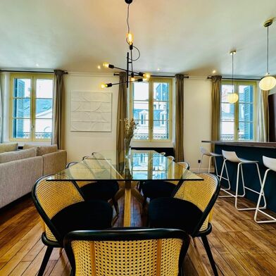 Appartement 5 pièces 549900 €