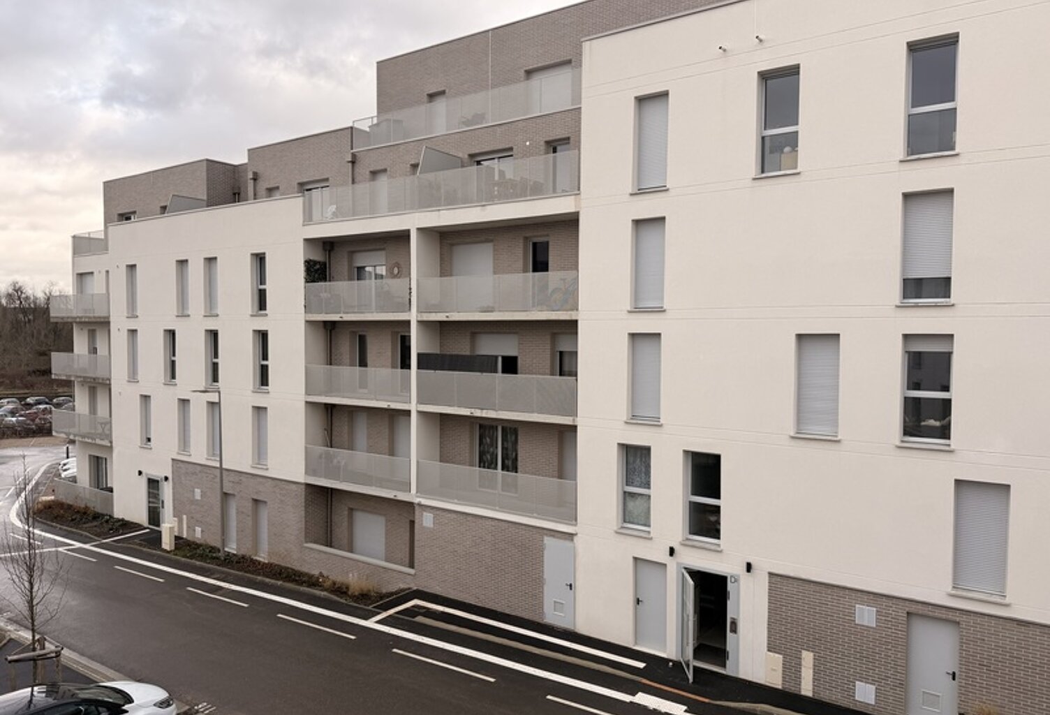 Appartement à vendre 3 pièces CLERMONT (60) — photo 1