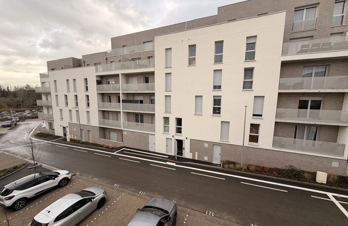 Appartement à vendre 3 pièces CLERMONT (60) — photo 2