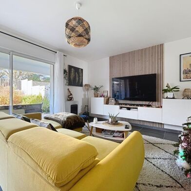 Appartement 4 pièces 498750 €