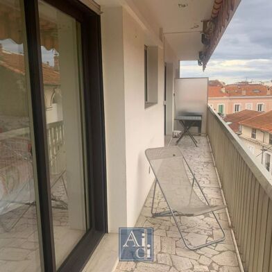 Appartement 2 pièces 280000 €