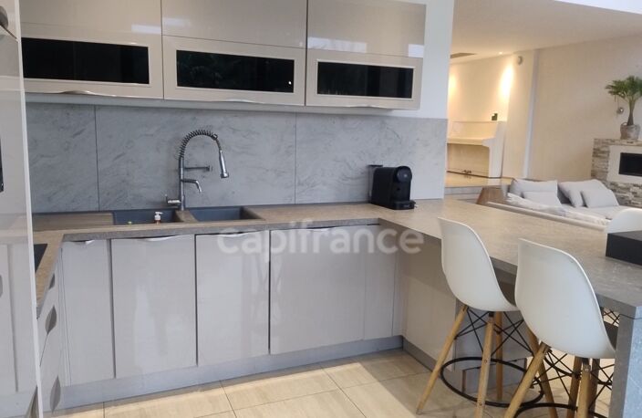 Maison d'exception avec piscine à vendre de 11 pièces GROSLAY (95) — photo 5