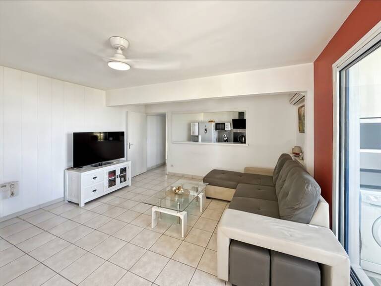Appartement à vendre 3 pièces vue mer SAINTE MARIE (974) — photo 1
