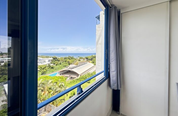 Appartement à vendre 3 pièces vue mer SAINTE MARIE (974) — photo 4
