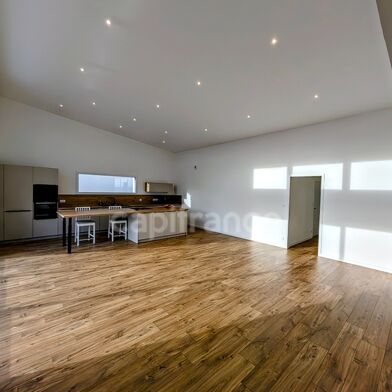 Maison 4 pièces 374000 €