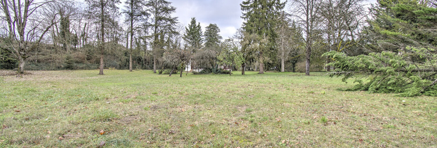 Terrain  4731 m² à vendre à Saint-Maurice-de-Gourdans (01800)