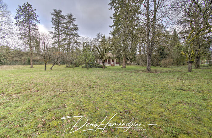 Terrain à vendre  SAINT MAURICE DE GOURDANS (01) 4.731 m² — photo 3