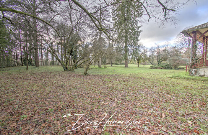 Terrain à vendre  SAINT MAURICE DE GOURDANS (01) 4.731 m² — photo 4