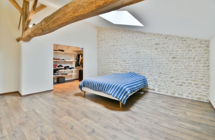 Maison à vendre 8 pièces SAINT CREPIN (17) — photo 5