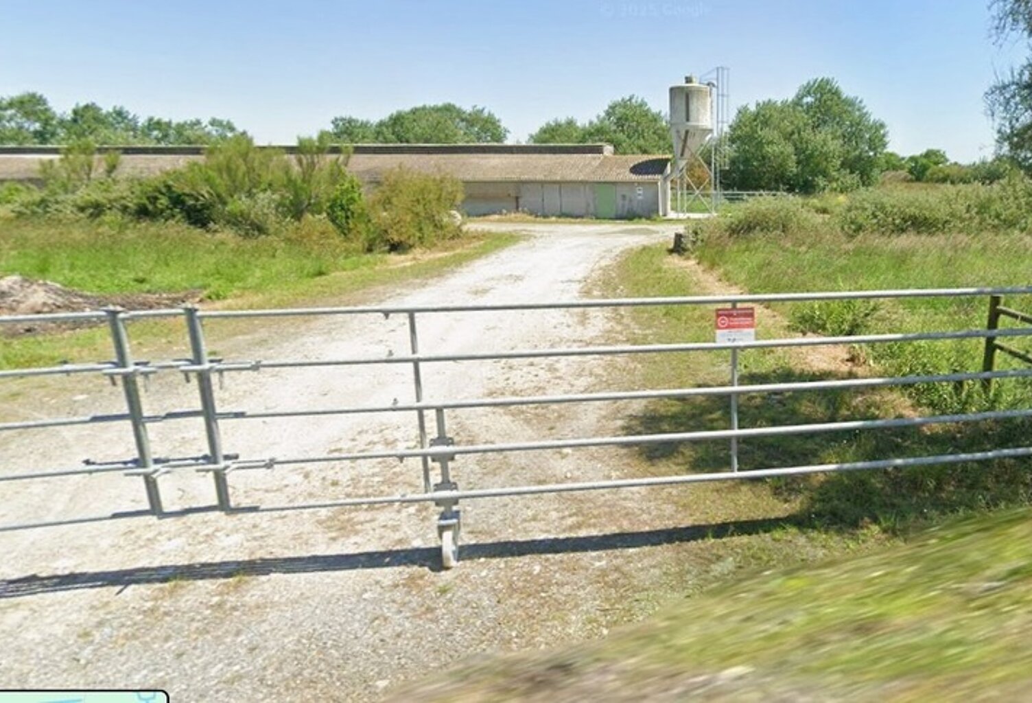 Propriété à vendre 12 pièces BEAUVOIR SUR MER (85) — photo 1