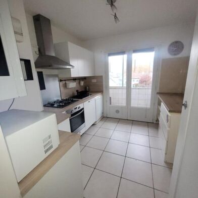 Appartement 3 pièces 850 €