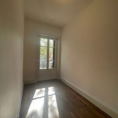 Appartement 1 pièces 593 €