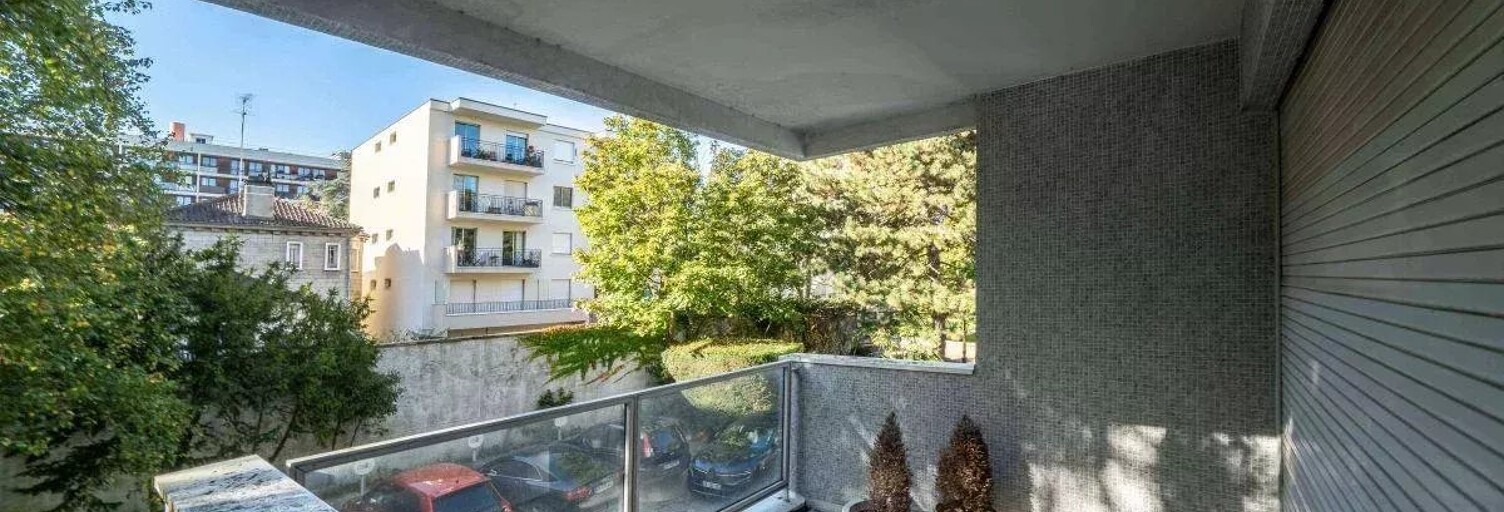 Appartement 8 Pièces 210 m² à vendre à Saint-Cloud (92210)