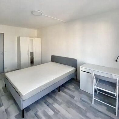 Appartement 4 pièces 550 €