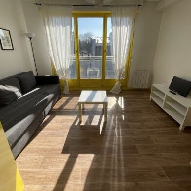 Appartement 1 pièces 590 €