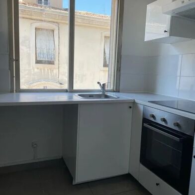Appartement 2 pièces 834 €