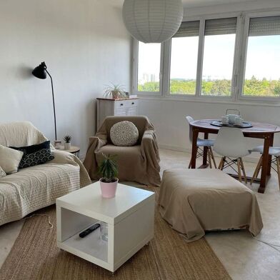 Appartement 1 pièces 400 €