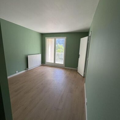 Appartement 1 pièces 1070 €