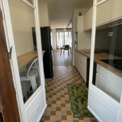 Appartement 3 pièces 995 €