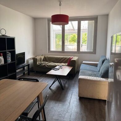 Appartement 3 pièces 1150 €